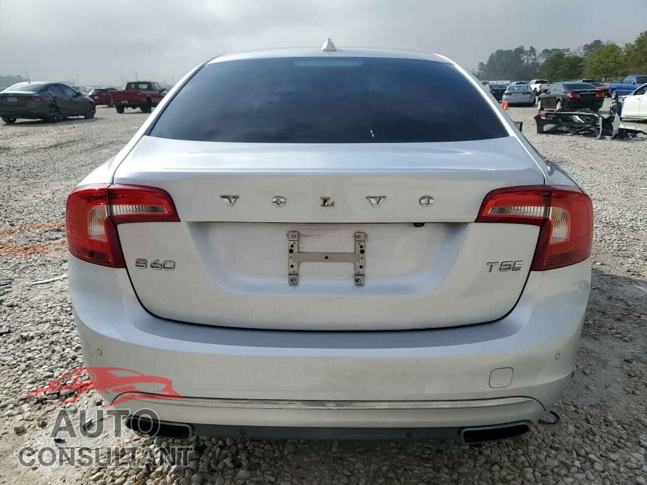 VOLVO S60 2017 - LYV402HM0HB148538