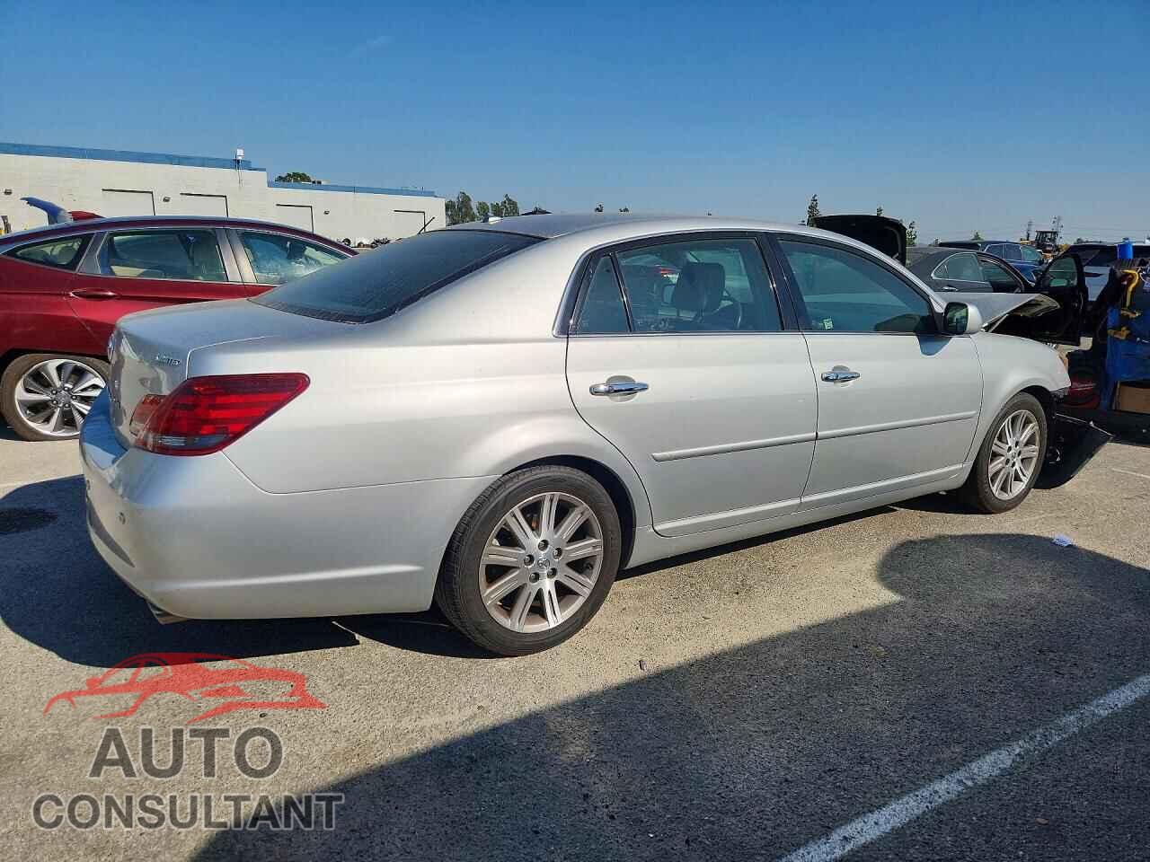 TOYOTA AVALON 2010 - 4T1BK3DB4AU353346