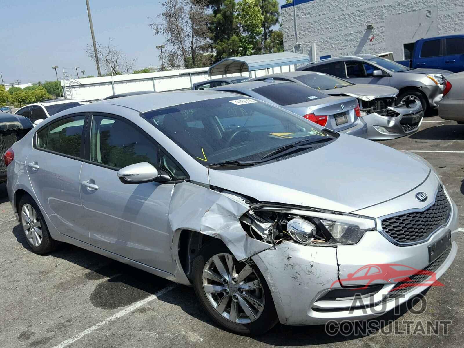 KIA FORTE 2016 - KNAFX4A67G5507763