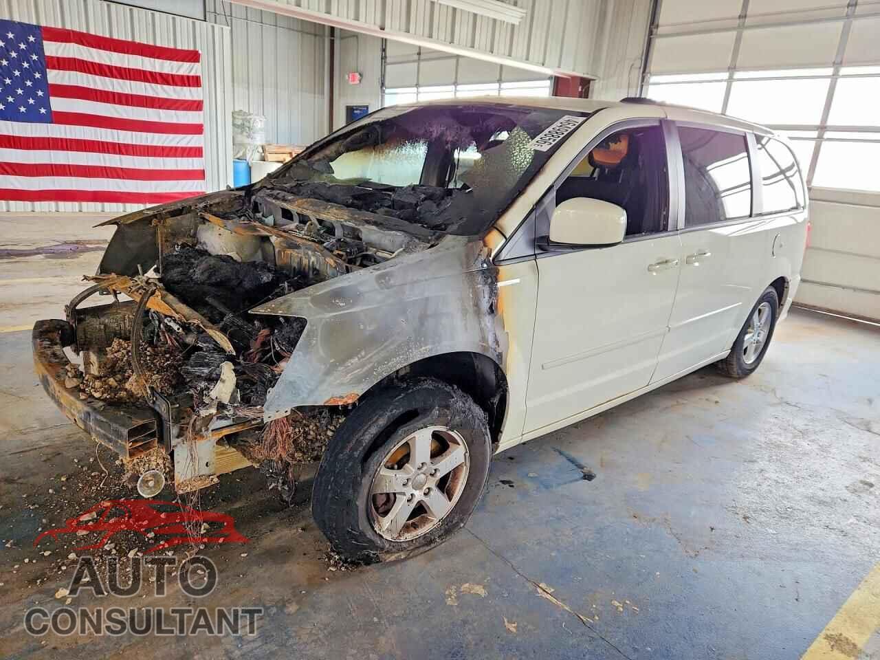 DODGE CARAVAN 2011 - 2D4RN3DG0BR639072
