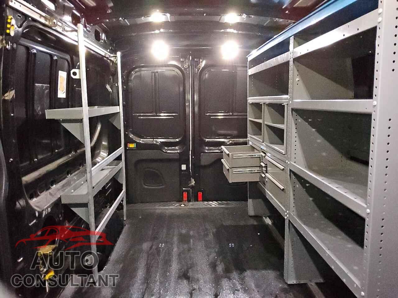 FORD TRANSIT 2015 - 1FTYR2CM1FKA72924