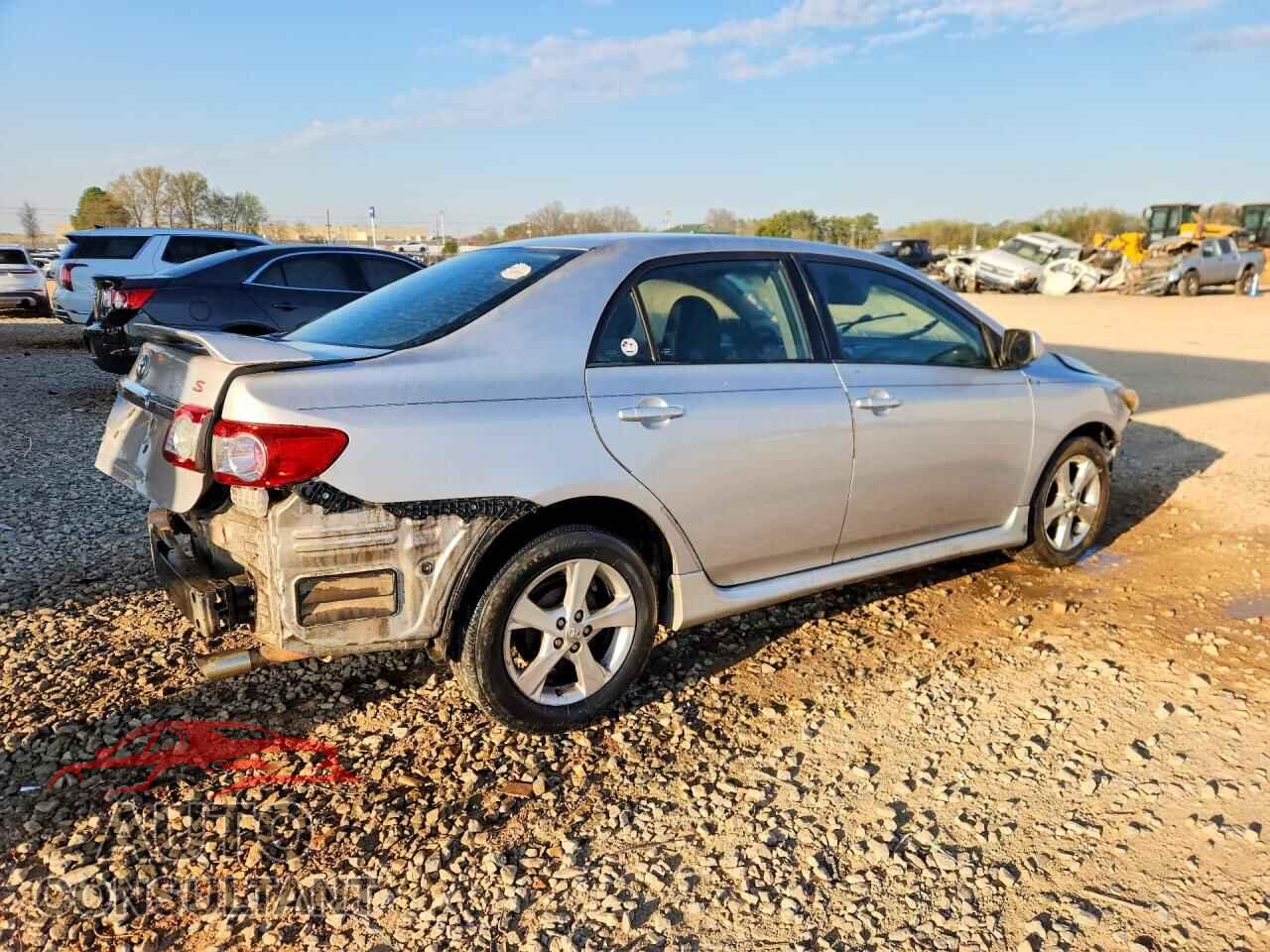 TOYOTA COROLLA 2011 - 2T1BU4EE4BC636454