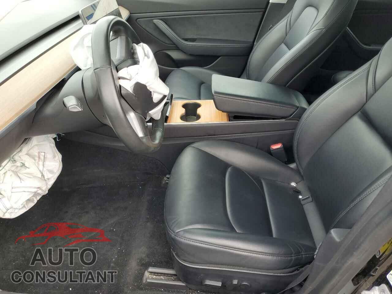 TESLA MODEL 3 2019 - 5YJ3E1EB8KF199043