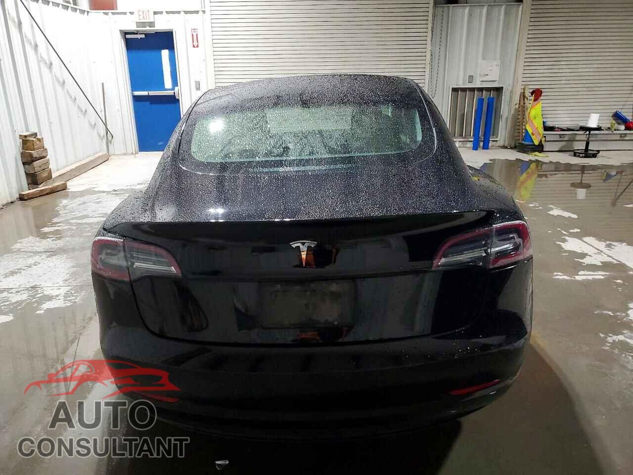 TESLA MODEL 3 2022 - 5YJ3E1EA7NF372417