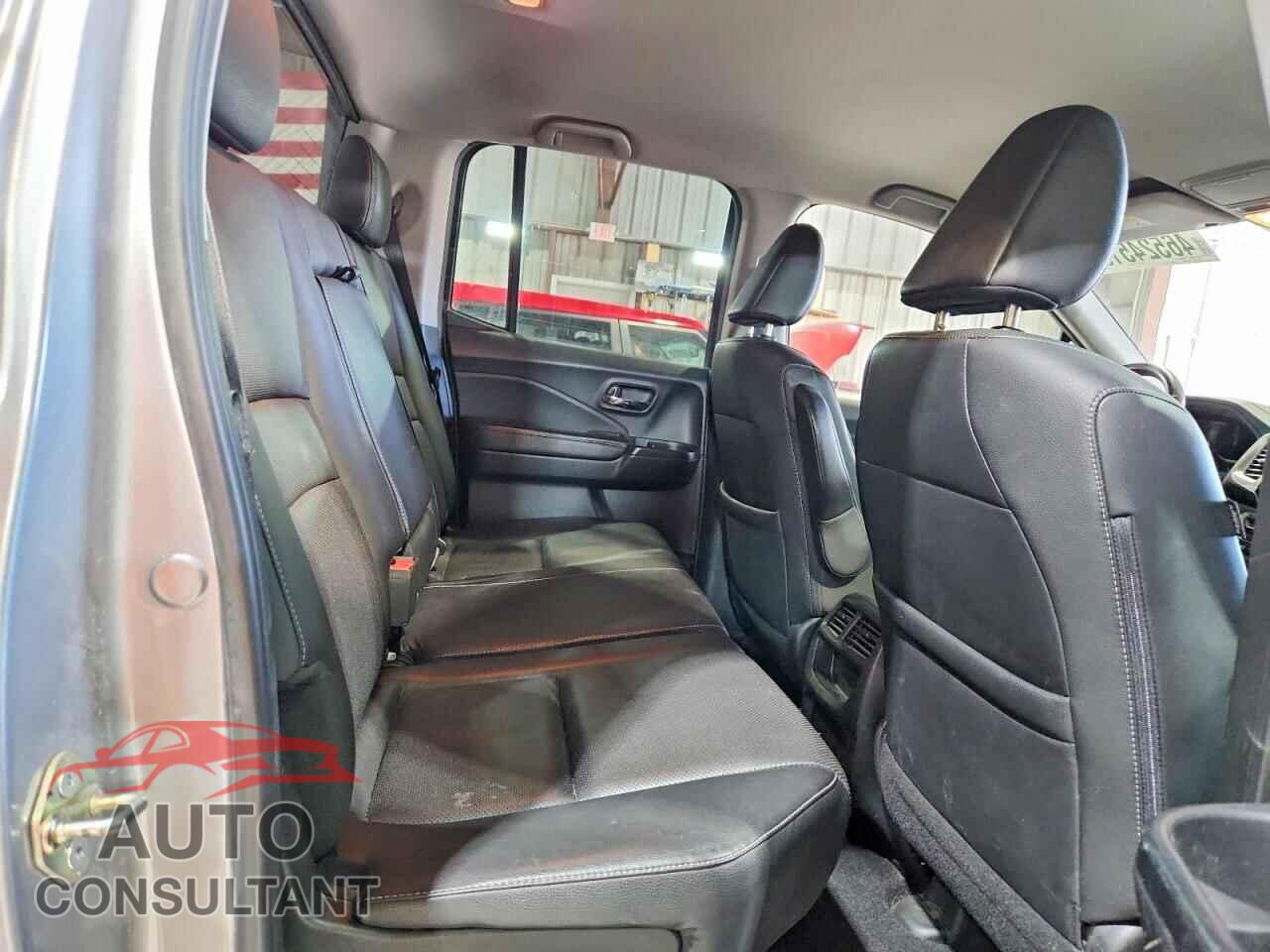 HONDA RIDGELINE 2017 - 5FPYK3F68HB026246