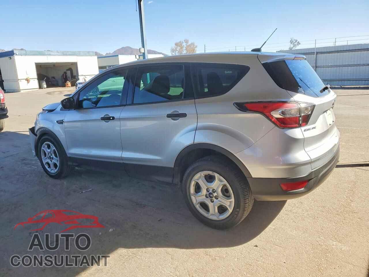 FORD ESCAPE 2017 - 1FMCU0F76HUB01890