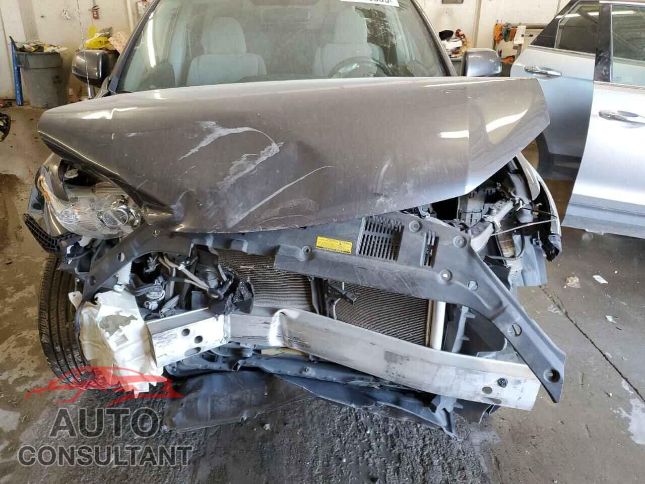 TOYOTA HIGHLANDER 2012 - 5TDBK3EH2CS111718