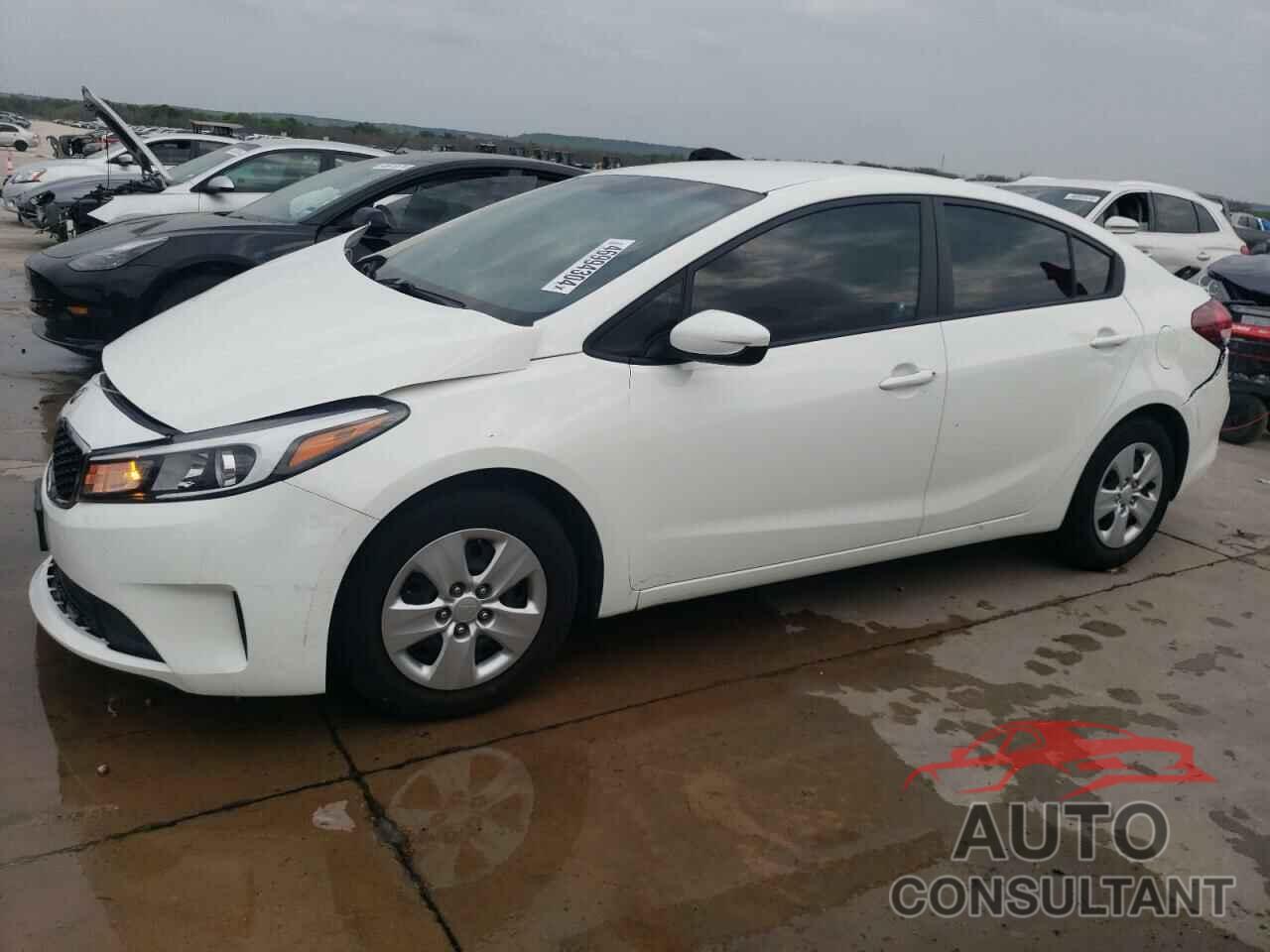 KIA FORTE 2018 - 3KPFK4A7XJE229138