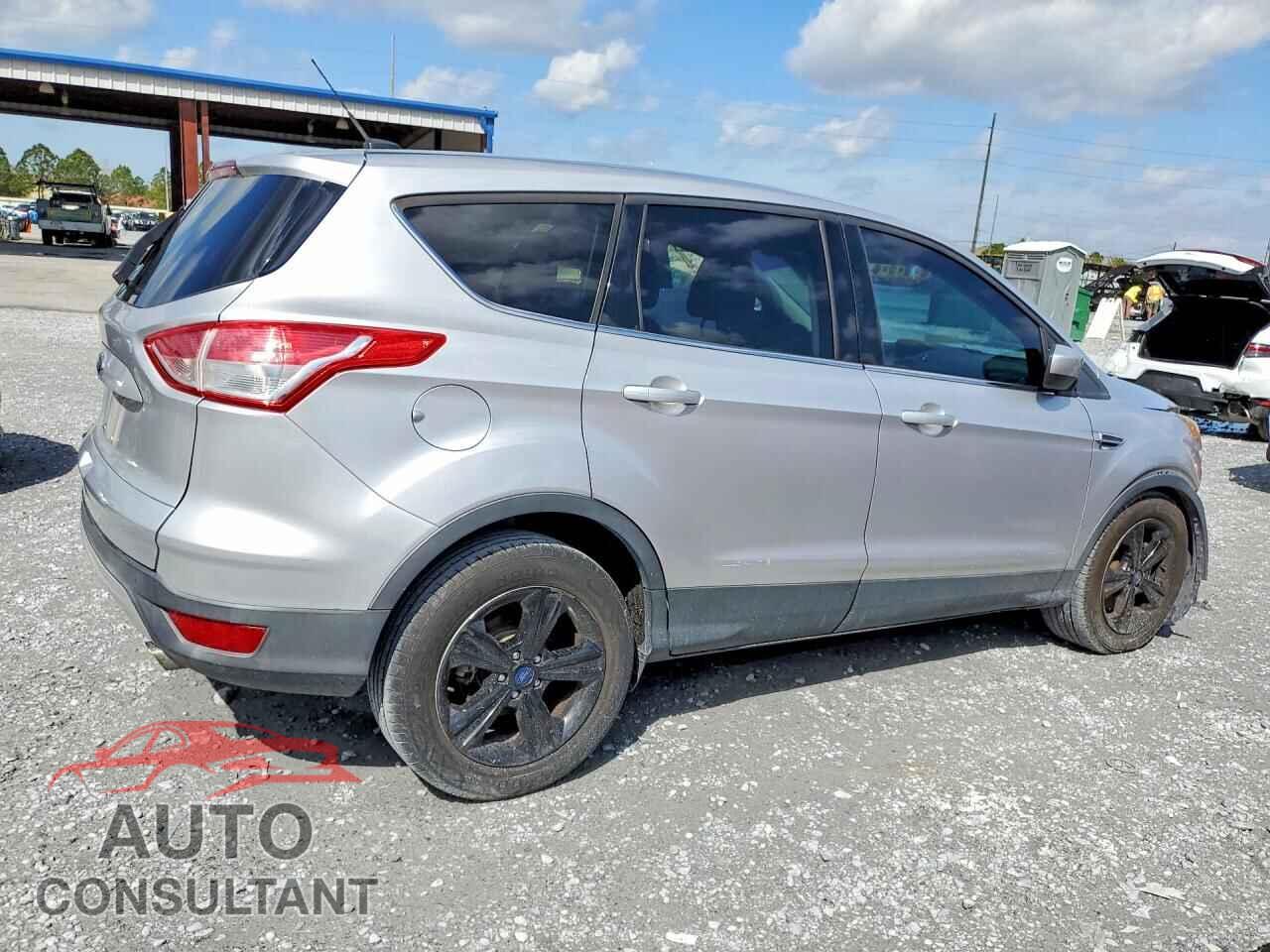 FORD ESCAPE 2015 - 1FMCU0G95FUB82104