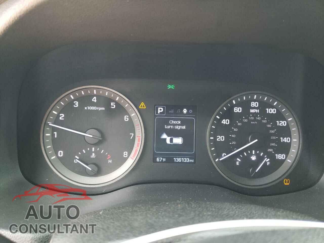 HYUNDAI TUCSON 2017 - KM8J3CA40HU417455