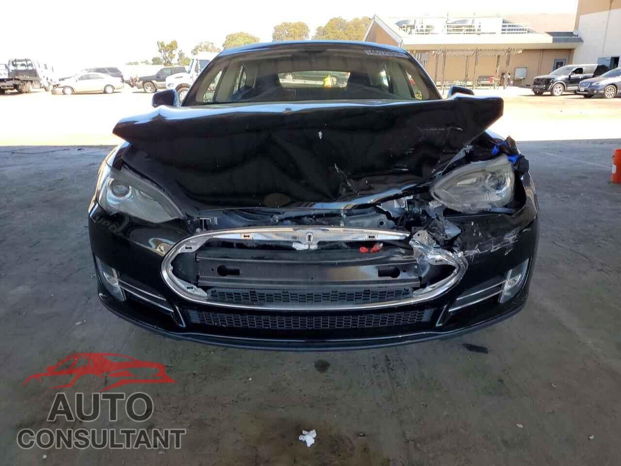 TESLA MODEL S 2013 - 5YJSA1CP8DFP07441