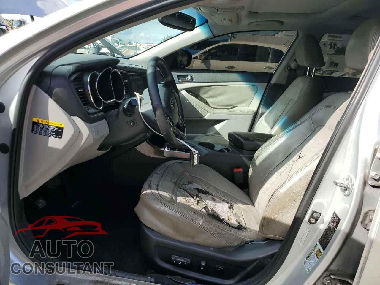 KIA OPTIMA 2011 - KNAGN4A77B5164125