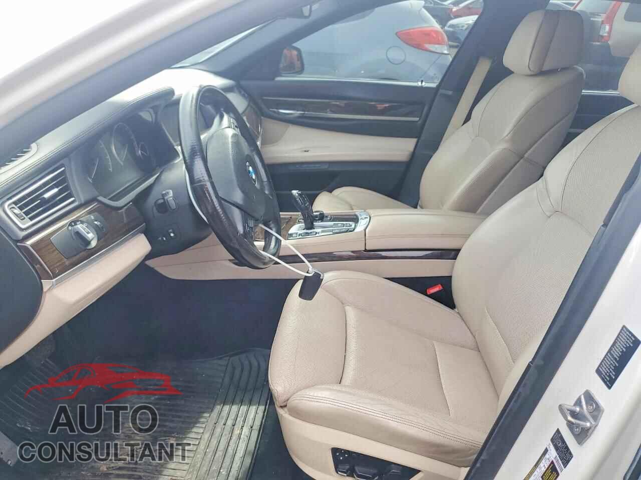 BMW 7 SERIES 2011 - WBAKC8C53BC432649