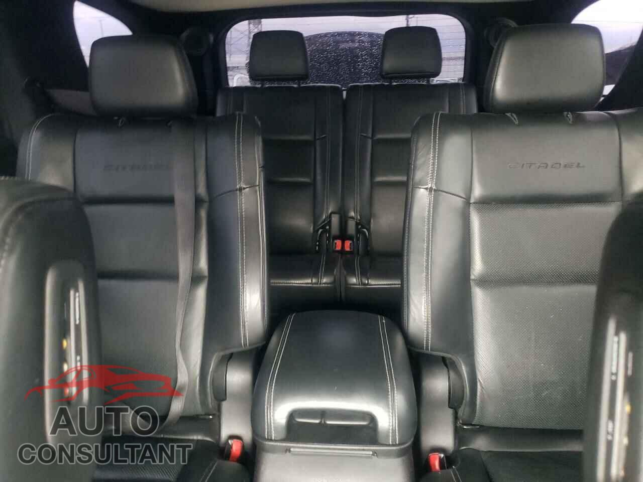 DODGE DURANGO 2017 - 1C4RDJEG4HC675559