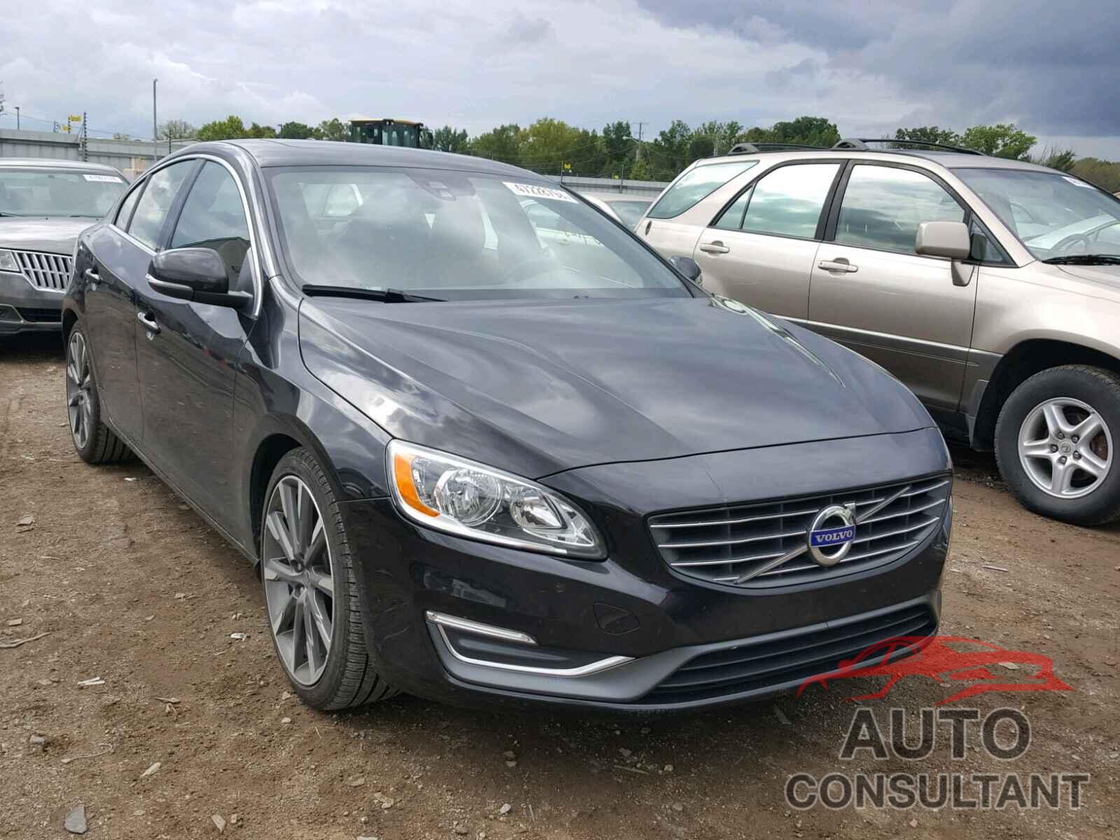 VOLVO S60 2015 - YV140MFC7F1300657