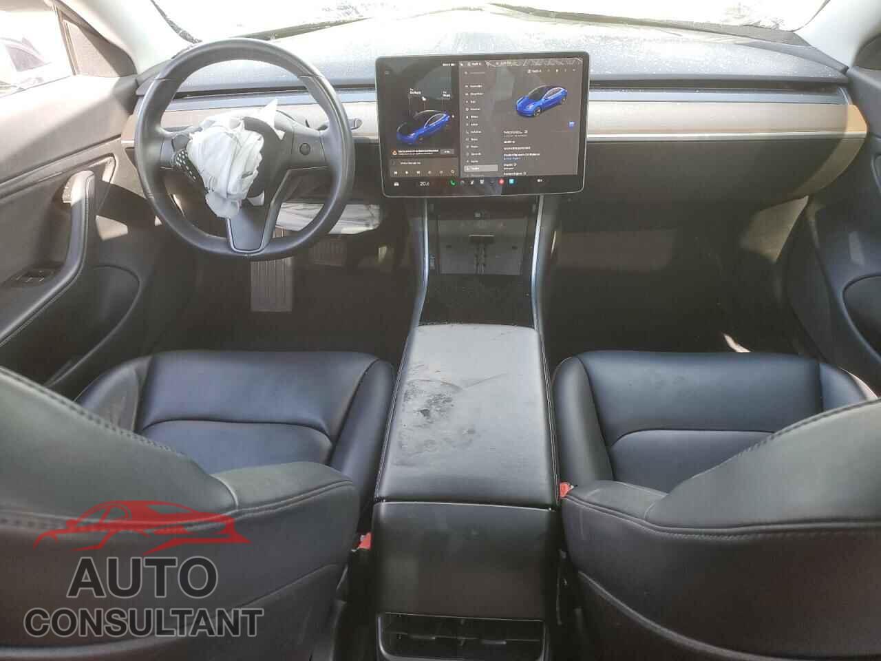 TESLA MODEL 3 2018 - 5YJ3E1EA8JF077918