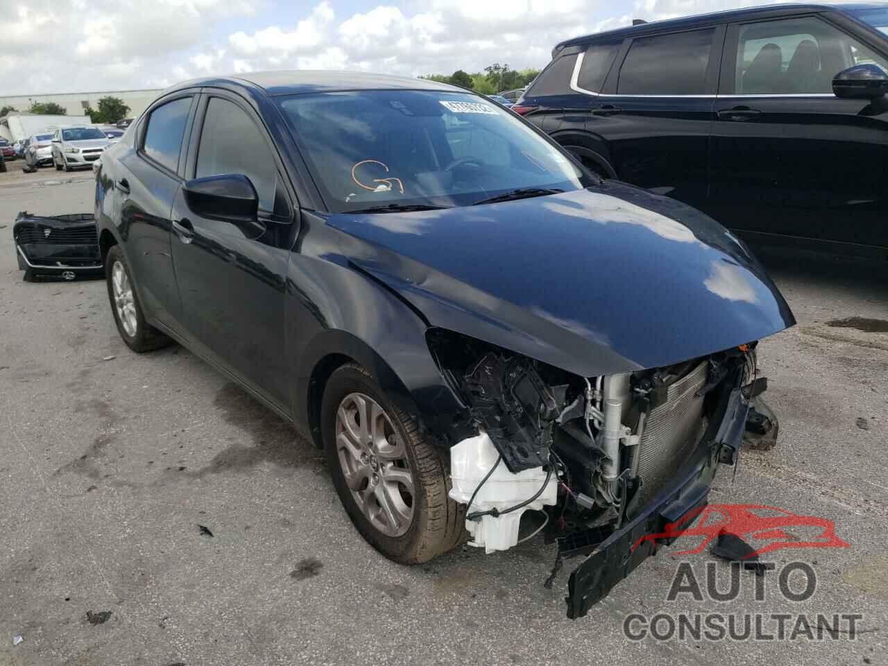 TOYOTA YARIS 2018 - 3MYDLBYV4JY312643