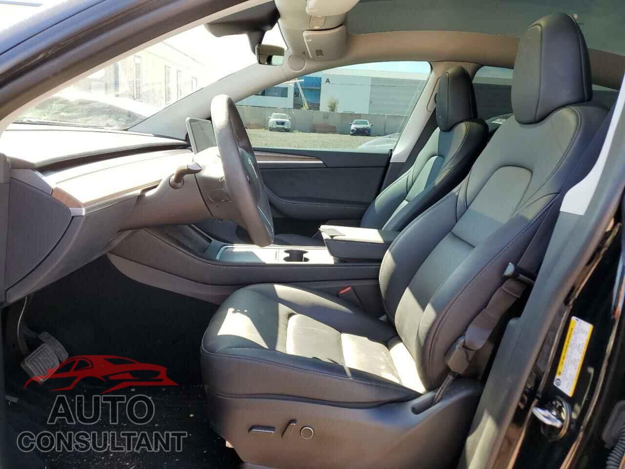 TESLA MODEL Y 2023 - 7SAYGAEE2PF749860