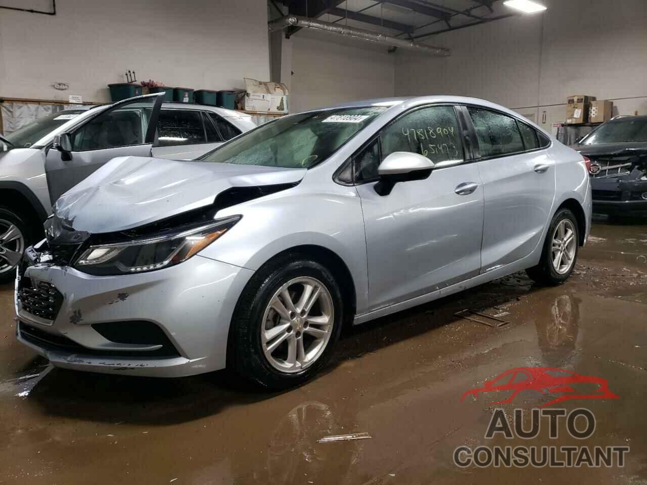 CHEVROLET CRUZE 2018 - 1G1BC5SM1J7161567