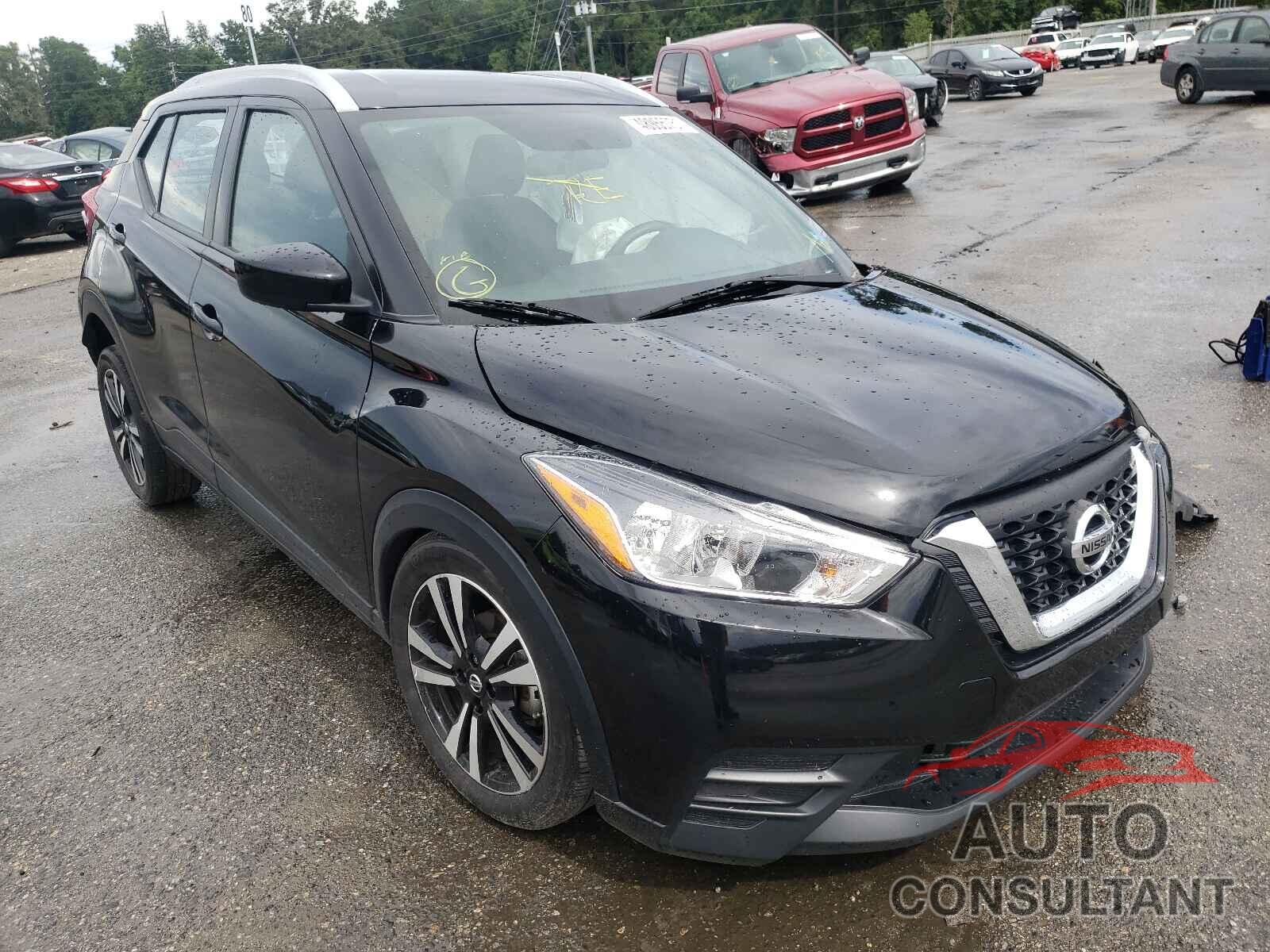 NISSAN KICKS 2018 - 3N1CP5CU8JL530017