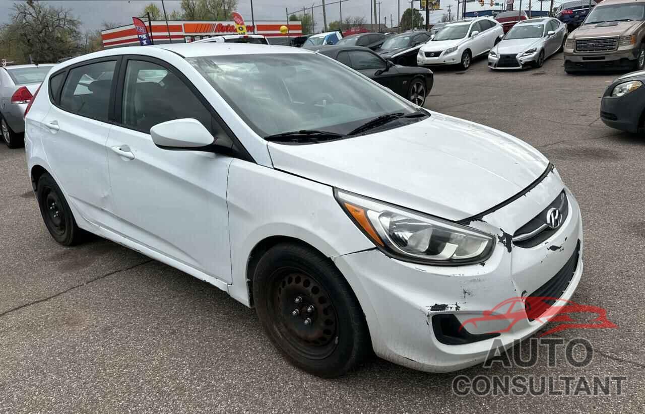 HYUNDAI ACCENT 2017 - KMHCT5AE3HU319730