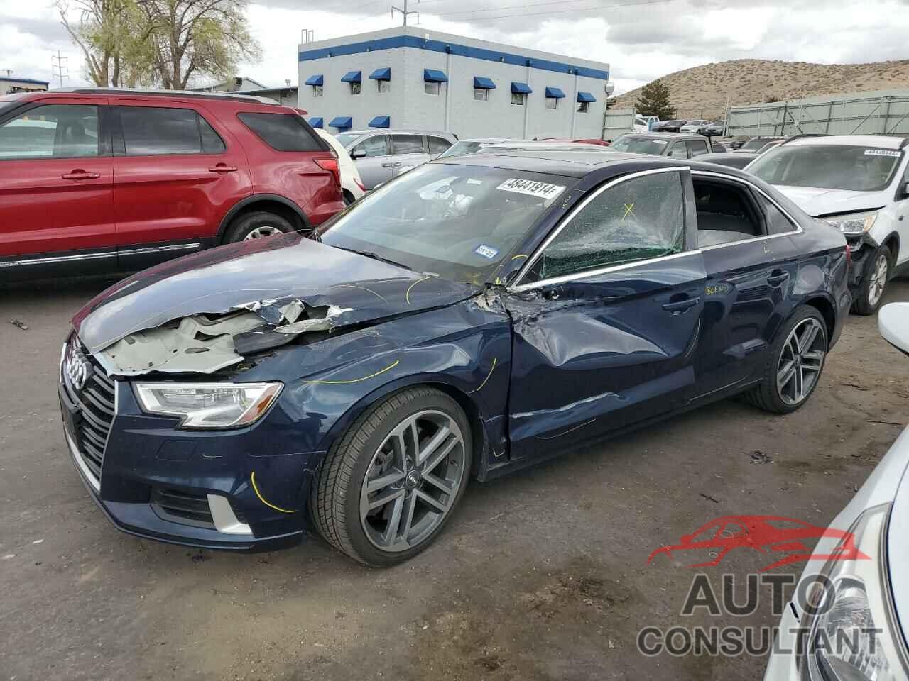 AUDI A3 2019 - WAUBEGFF3KA113773