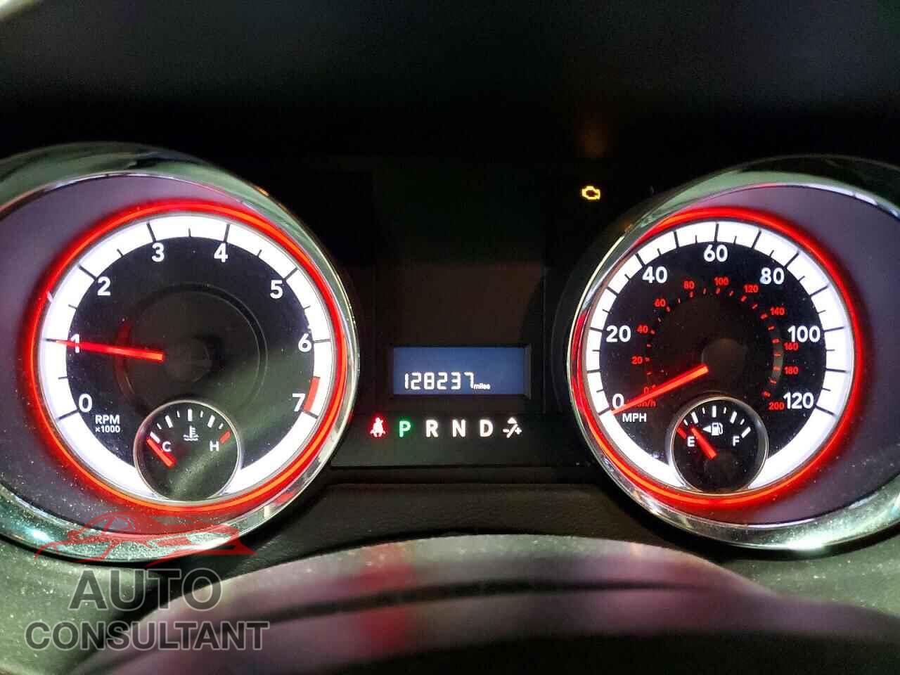 DODGE CARAVAN 2013 - 2C4RDGCG3DR800607