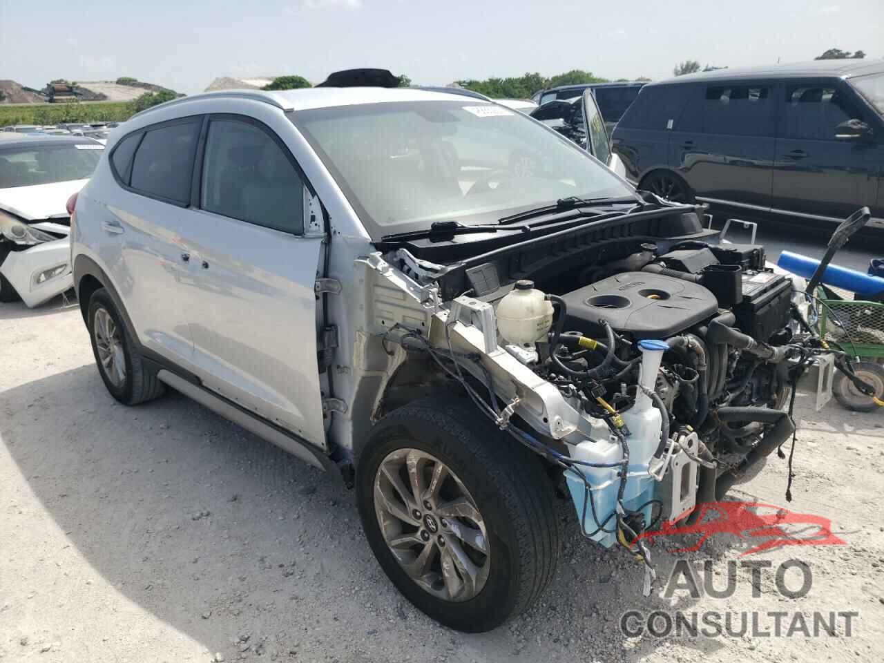 HYUNDAI TUCSON 2018 - KM8J3CA4XJU592639