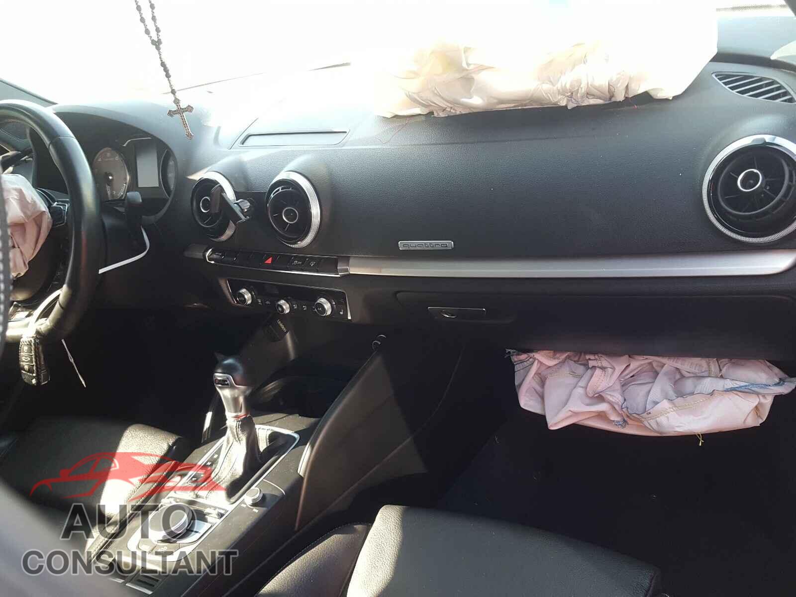 AUDI A3 2015 - WAUBFGFF8F1098254