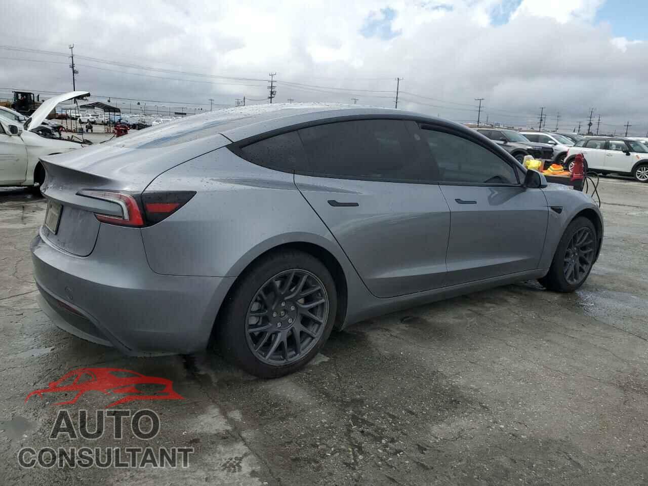 TESLA MODEL 3 2025 - 5YJ3E1EA6SF908494