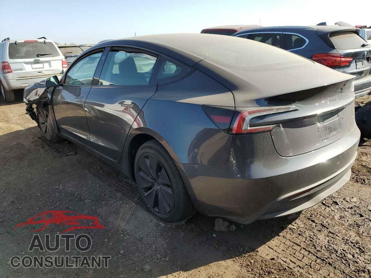 TESLA MODEL 3 2024 - 5YJ3E1EB4RF793879
