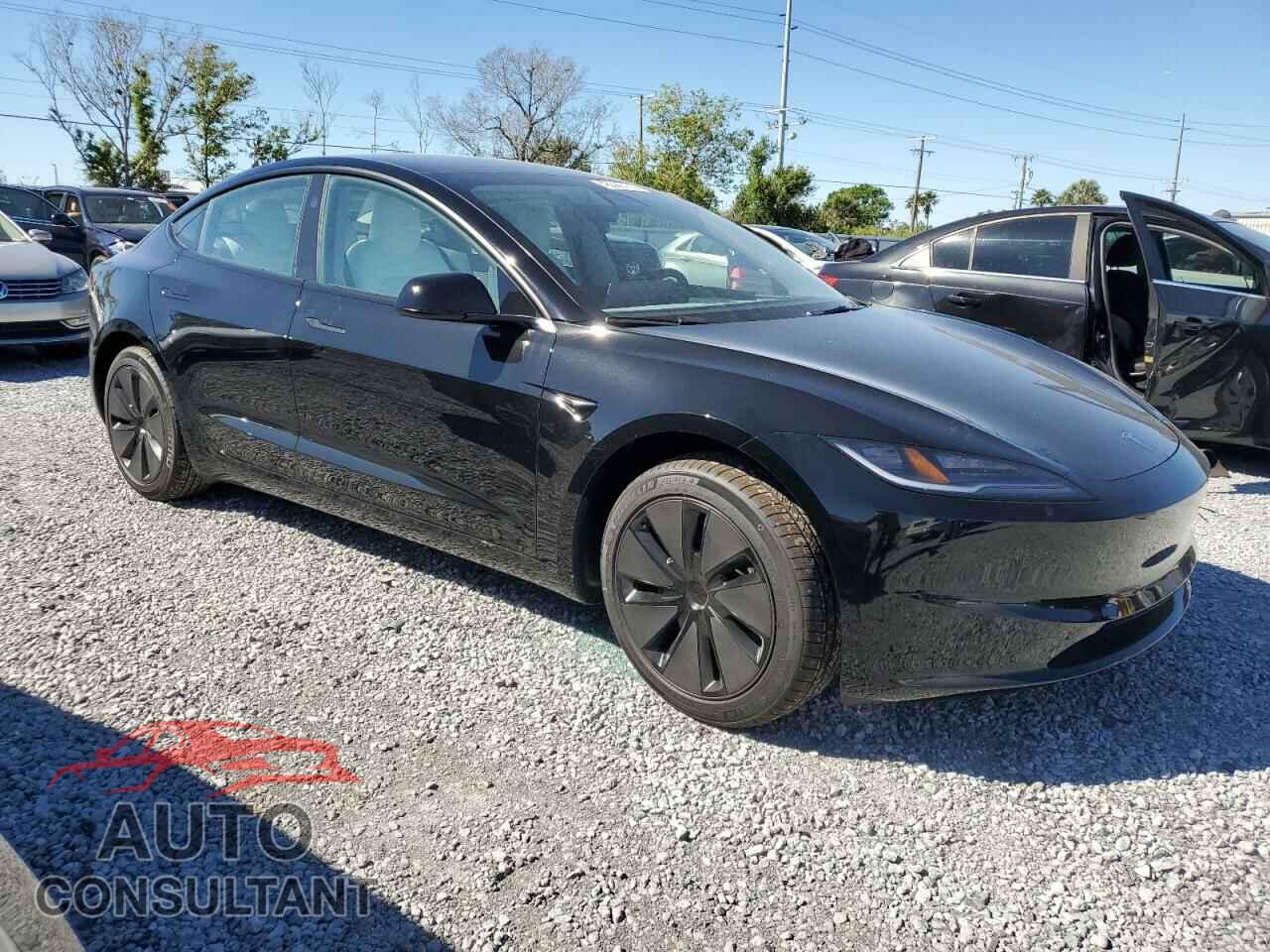TESLA MODEL 3 2025 - 5YJ3E1EA5SF941776