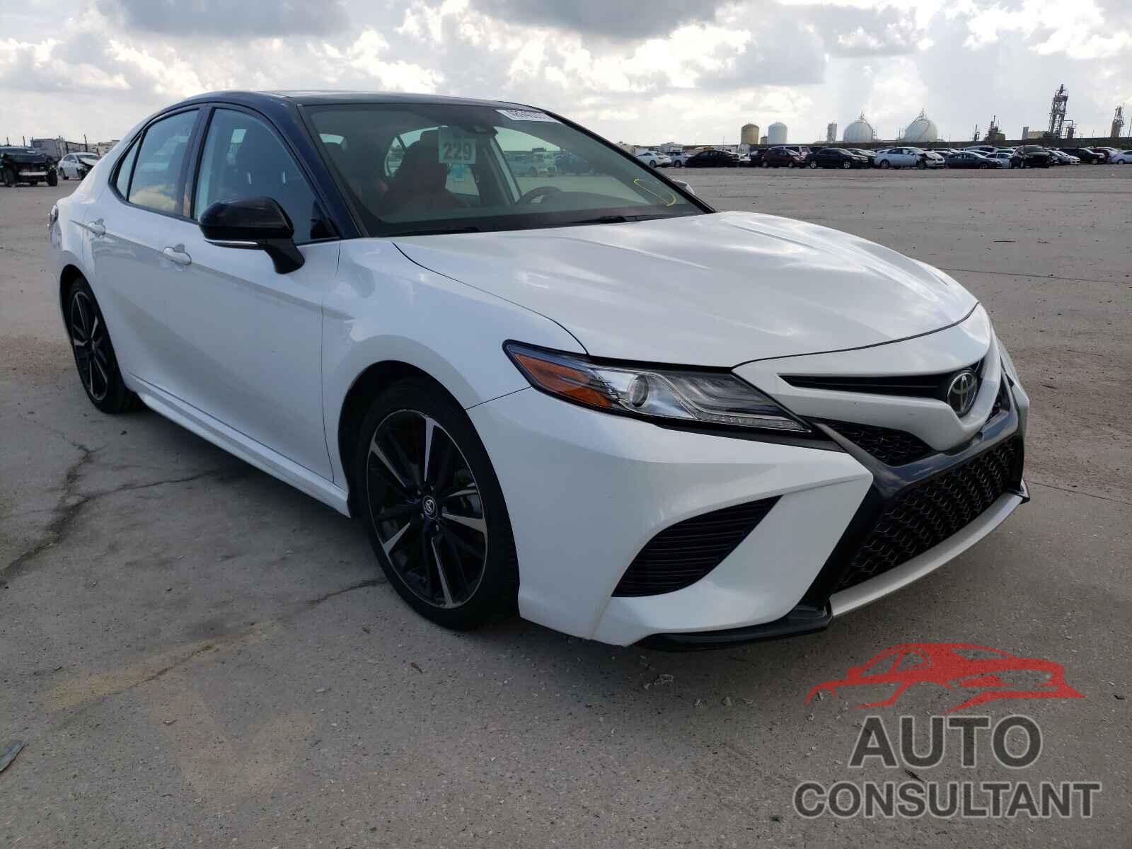 TOYOTA CAMRY 2019 - 4T1B61HK3KU256448