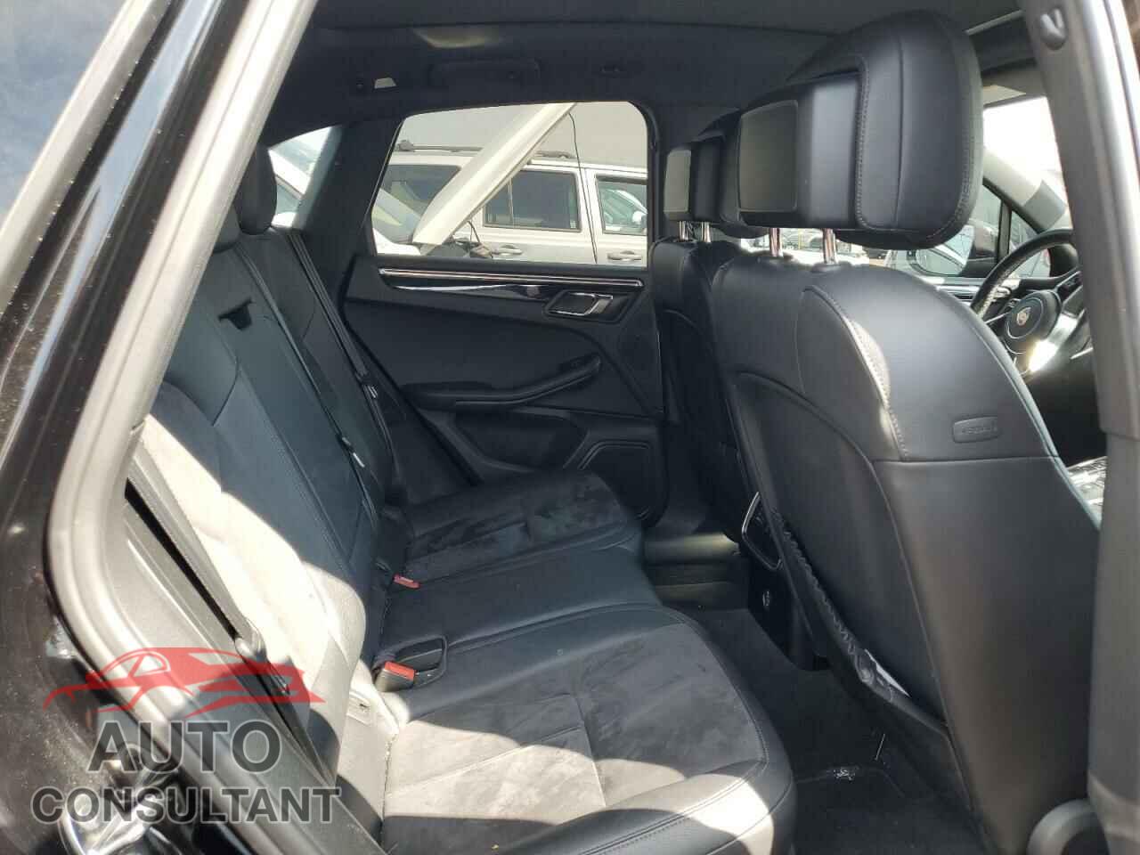 PORSCHE MACAN 2017 - WP1AA2A57HLB01147
