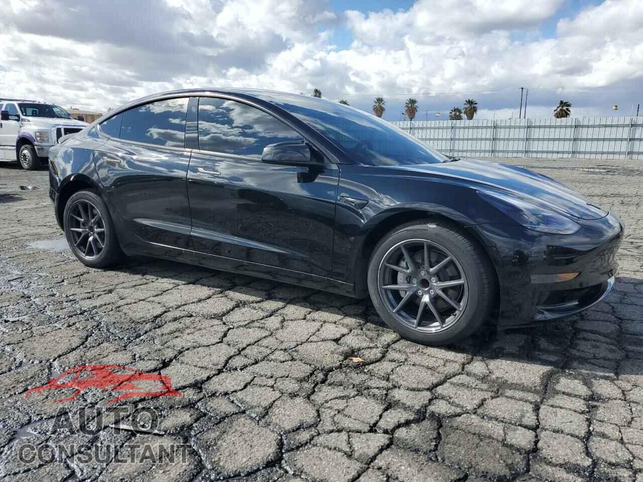 TESLA MODEL 3 2023 - 5YJ3E1EA1PF711126