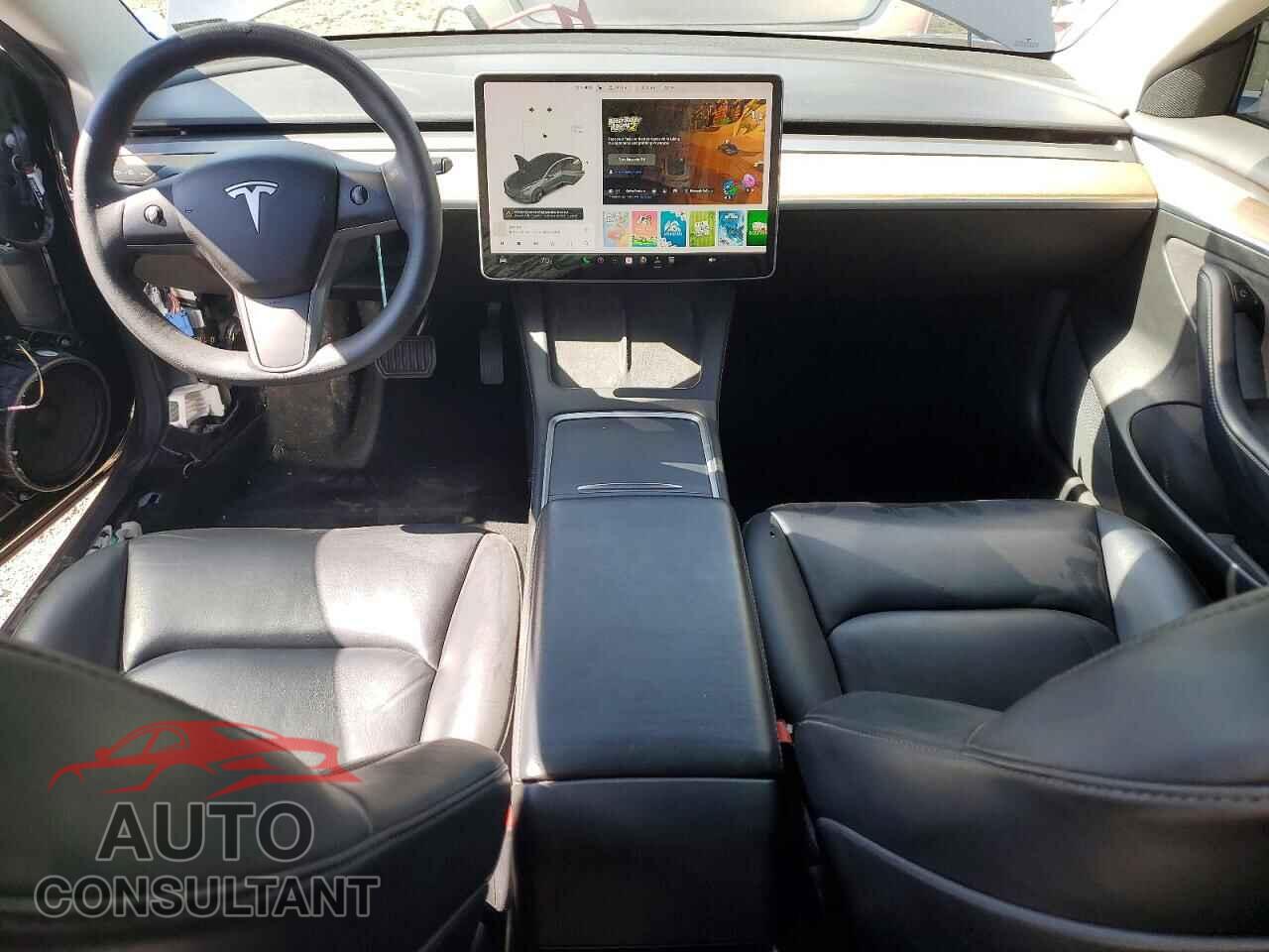 TESLA MODEL 3 2021 - 5YJ3E1EA5MF092784