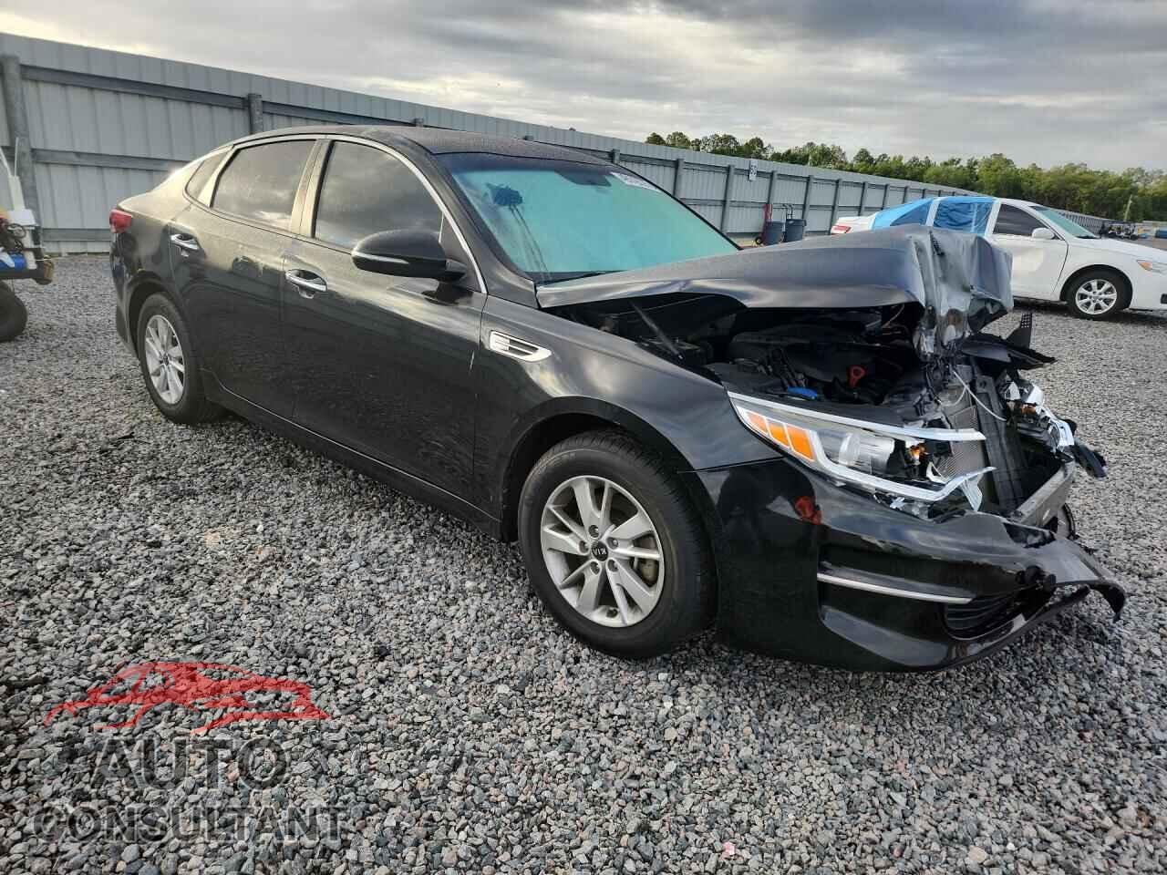 KIA OPTIMA 2016 - KNAGT4L32G5111033