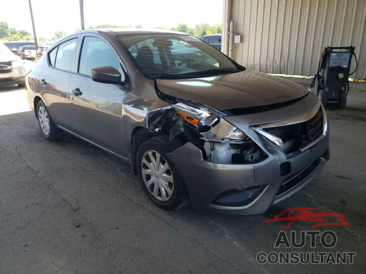 NISSAN VERSA 2017 - 3N1CN7AP0HL904533