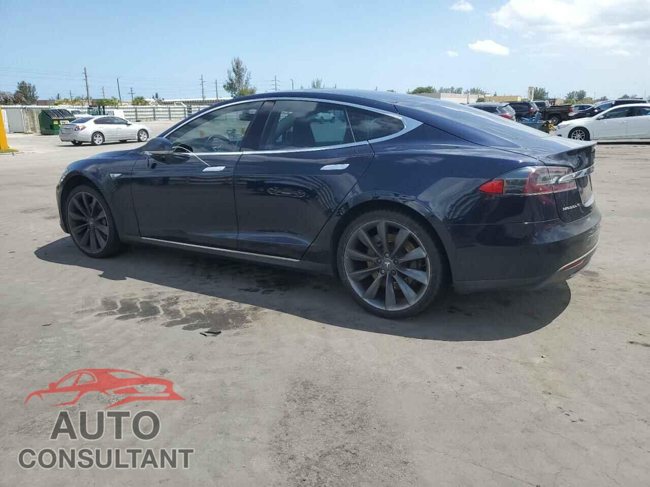 TESLA MODEL S 2014 - 5YJSA1H12EFP52042
