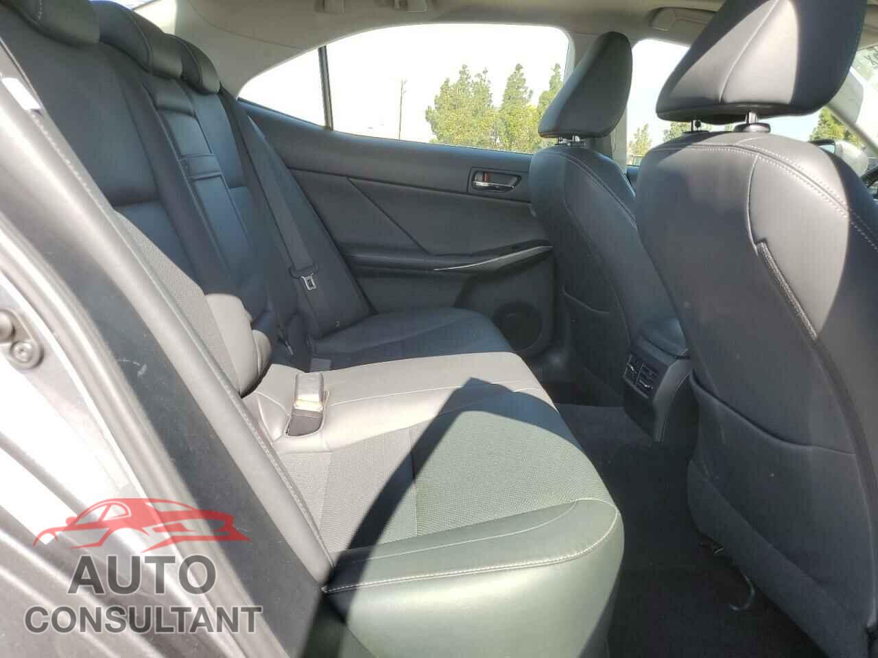 LEXUS IS 2014 - JTHBE1D22E5002949