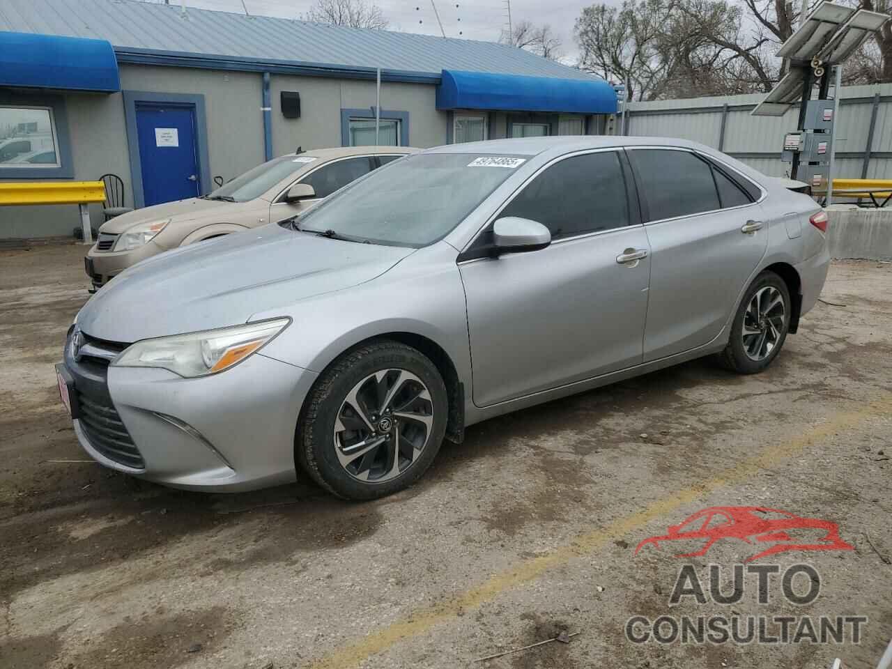 TOYOTA CAMRY 2015 - 4T4BF1FK0FR456556