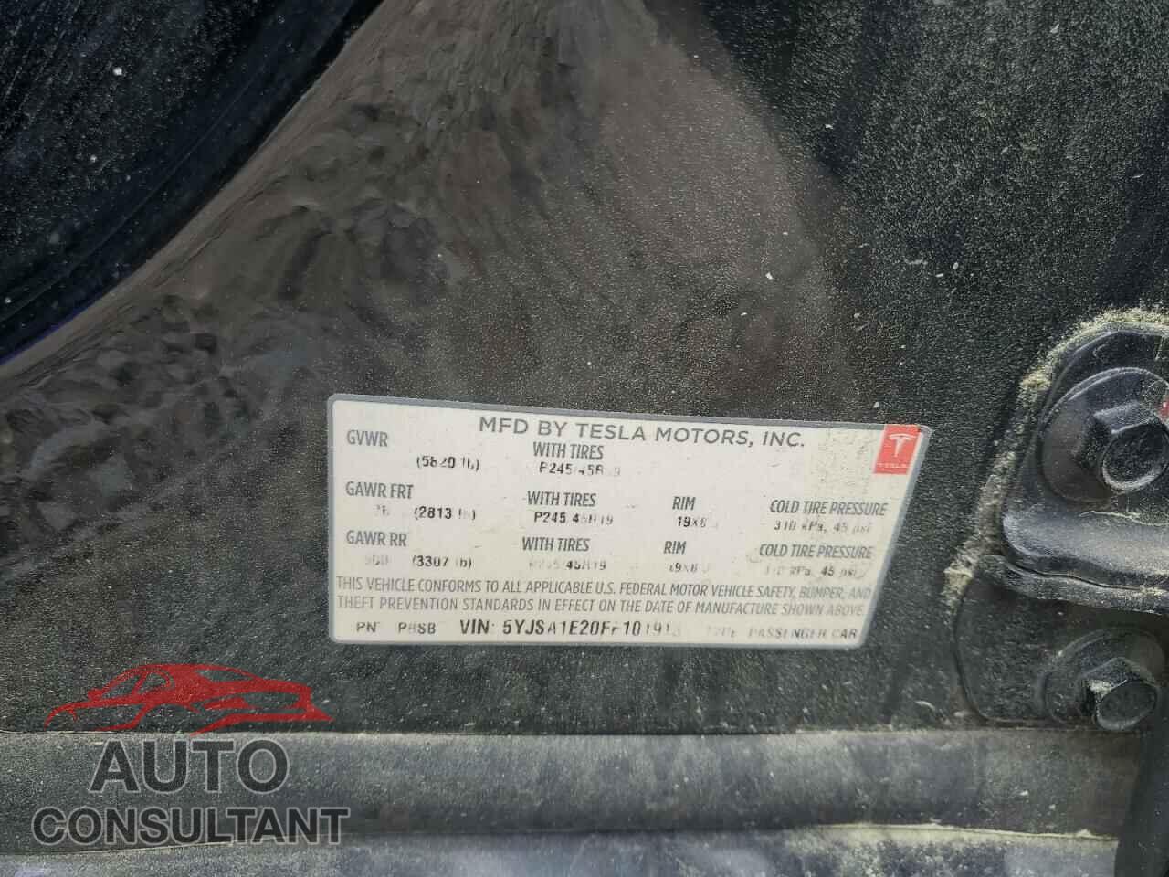 TESLA MODEL S 2015 - 5YJSA1E20FF101913