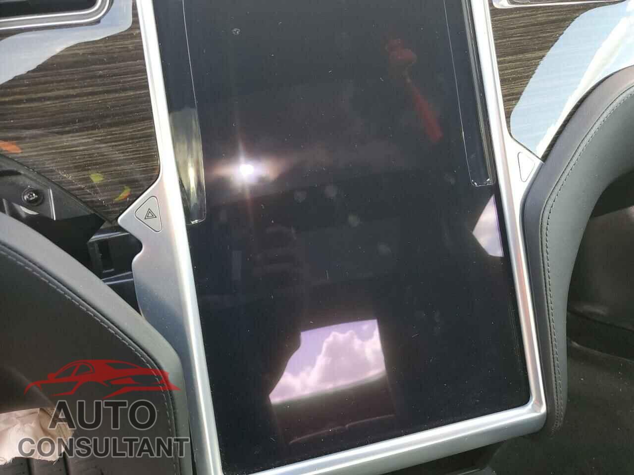 TESLA MODEL S 2016 - 5YJSA1E1XGF143904