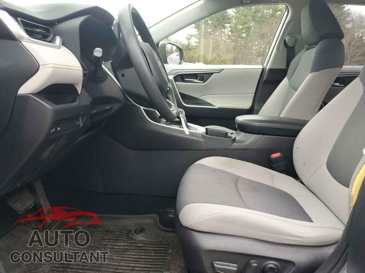TOYOTA RAV4 2019 - JTMP1RFV7KD028697
