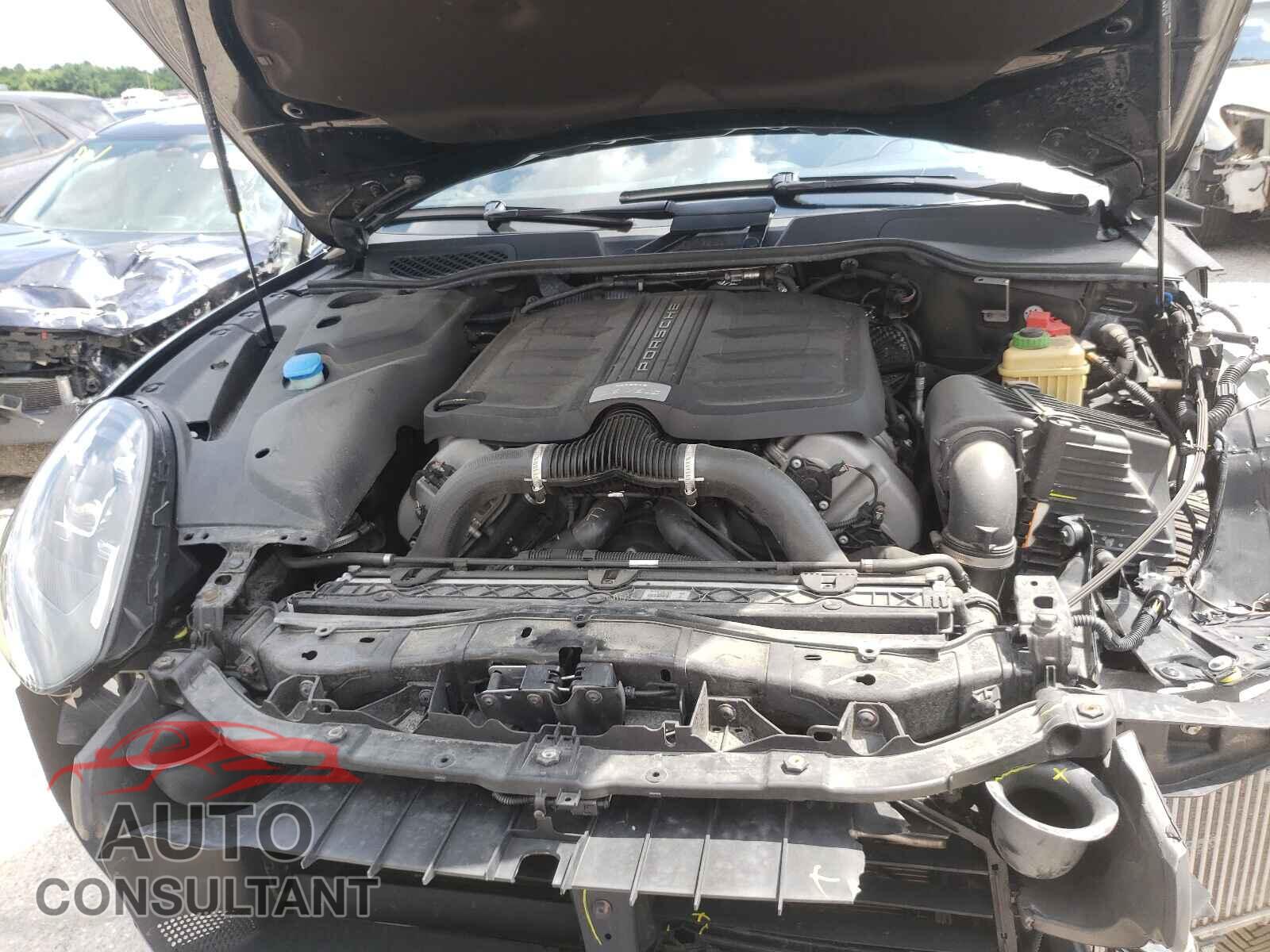 PORSCHE CAYENNE 2016 - WP1AB2A29GLA93859