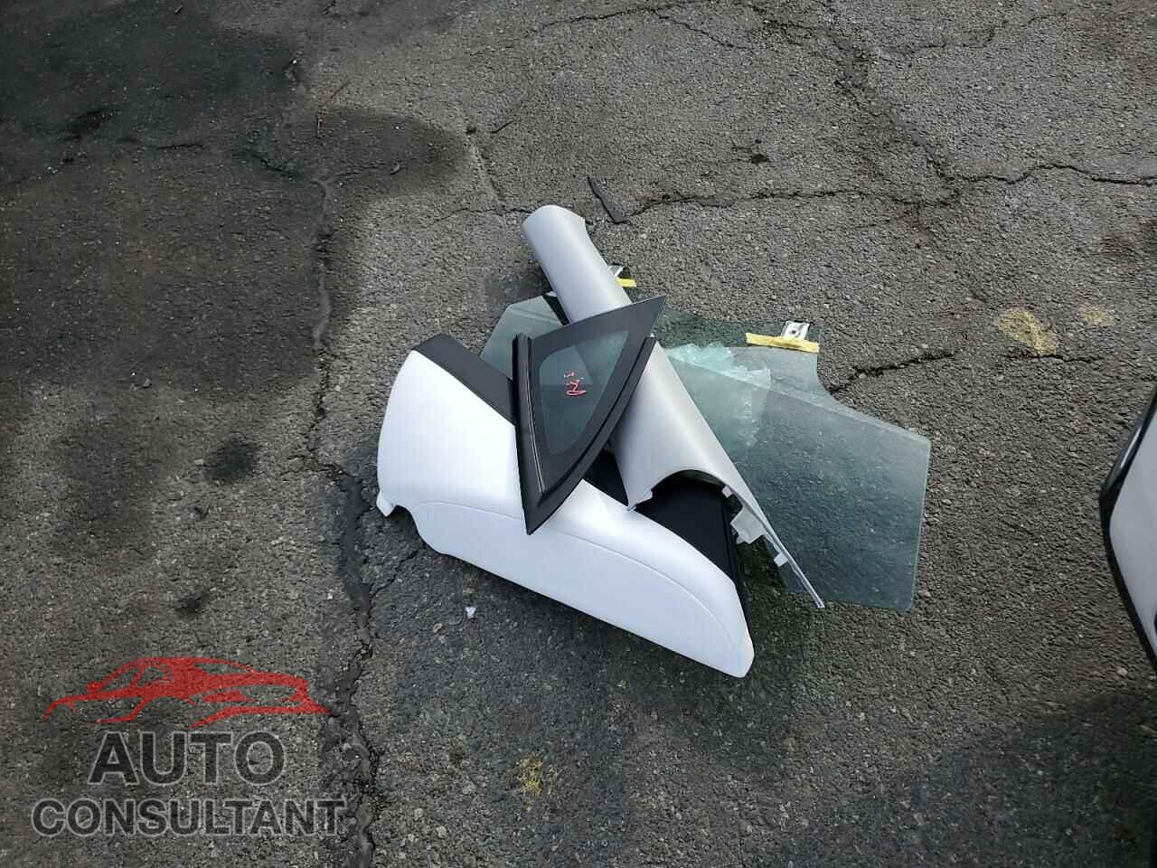 TESLA MODEL 3 2023 - 5YJ3E1EA2PF644052