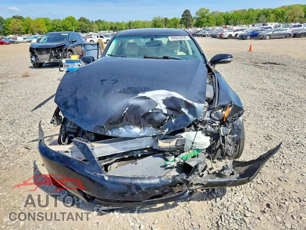 LEXUS IS 2012 - JTHBF5C28C5158058