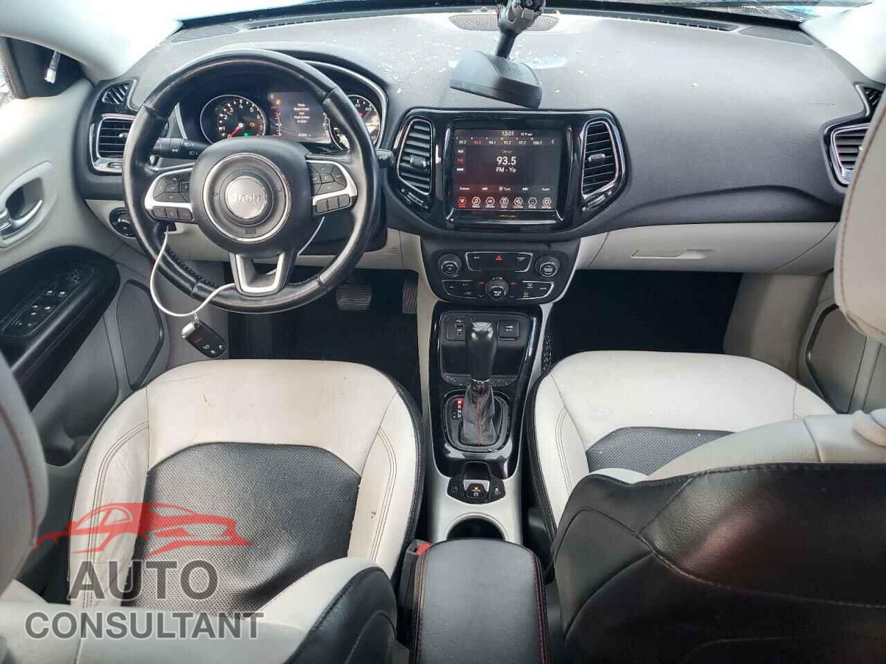 JEEP COMPASS 2020 - 3C4NJCCB4LT150587