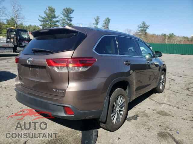 TOYOTA HIGHLANDER 2018 - 5TDJZRFH2JS864168
