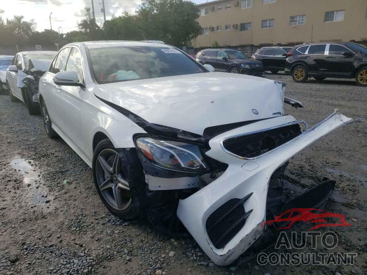 MERCEDES-BENZ E-CLASS 2017 - WDDZF4KB5HA199795
